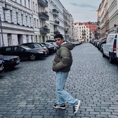 realtareq10's profile picture. 𝑩𝒆𝒔𝒔𝒆𝒓 𝒔𝒑ä𝒕 𝒂𝒍𝒔 𝒏𝒊𝒆.