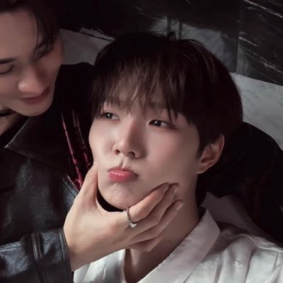 Charlieting520's profile picture. 