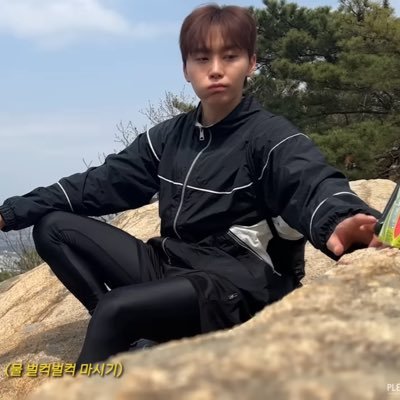 aningdesu's profile picture. 