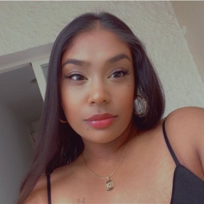 krupapxo's profile picture. ૐ सर्वे भवन्तु सुखिनः