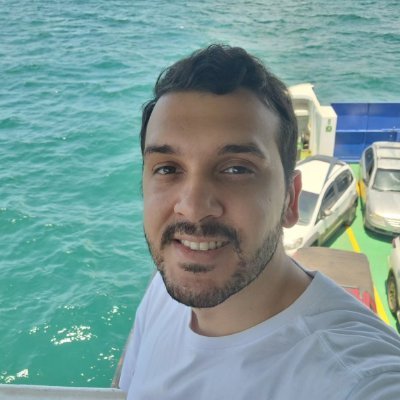 hugossvictor's profile picture. Deus me livre não ser Vitória! ❤️🖤