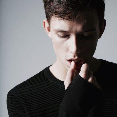 tonytate1977's profile picture. 