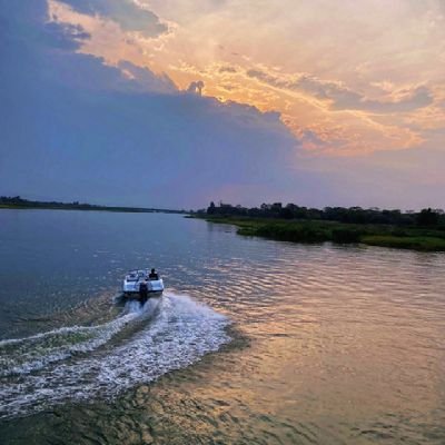 TravisDeedsJr1's profile picture. keep your head up.