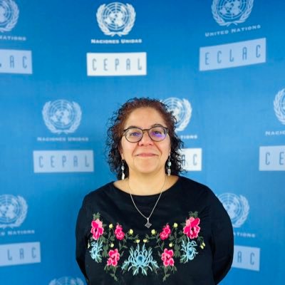 AssenetLavalle's profile picture. Pasando de casi todo menos de los libros, la ópera, el jazz, los gatos, mi bici, los viajes, las tapas, el tenis, la vivienda, el territorio, el Komorebi