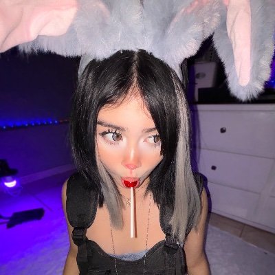 IVONGallardo8's profile picture. 