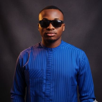 ComrChigozie's profile picture. Digital Innovator 💻🔌👨‍✈️