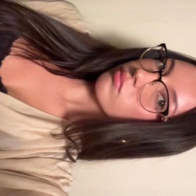 aitilovesdwg's profile picture. #1 two people stan