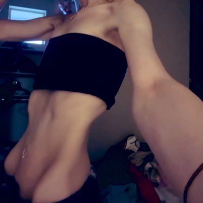 Fruitsaladfreez's profile picture. 86.8lbs/Bmi 13.6 | 22yo | MINORS / NSFW ACCS DNF