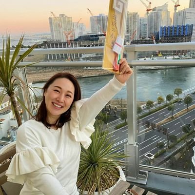 paulinele0's profile picture. 醫學博士