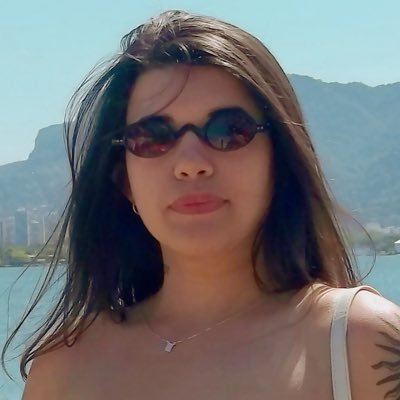 realcarou's profile picture. carol ama anna