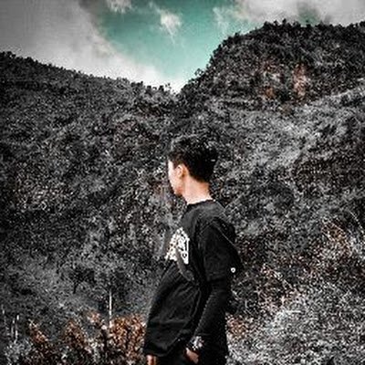 RDefriyadi37211's profile picture. 