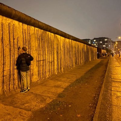 Luke2903_'s profile picture. AVFC season ticket holder 🦁