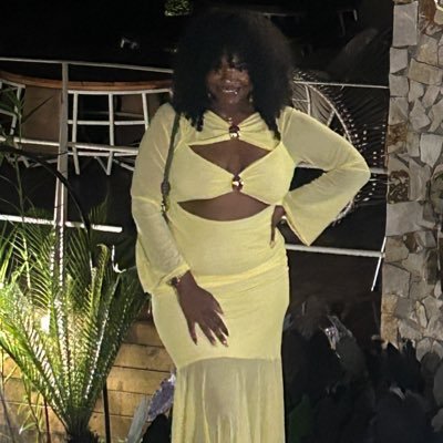 Vanity_Girll's profile picture. Electric Girl ❤️‍🔥 | Your Favorite Libra Gal ⚖️