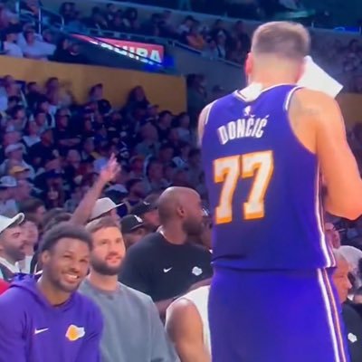 Wackball6's profile picture. Can a white boy catch a vibe tonight or what