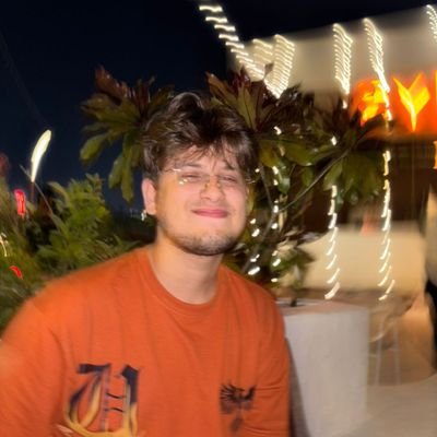 PrathamChellan5's profile picture. I am an Ai/ML and Web dev enthusiast
| Co founder at @cheeeeesebox 
| College freshman, a geek and an organizer |
I edit videos and design graphics too🗯