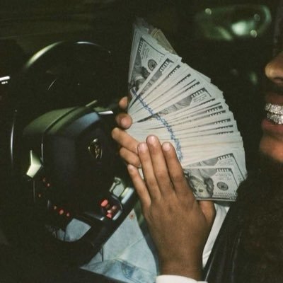 Kmoneyszn's profile picture. Proffesional codm player