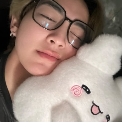 igerbv's profile picture. my babies, @heartchuthiwat @khunppol 💖💚