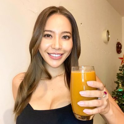 lee_evelynlee01's profile picture. The seemingly insignificant days will suddenly make you see the meaning of persistence one day in the future.