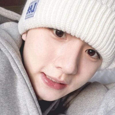 vmonblur's profile picture. ㅤㅤㅤㅤ ㅤtae   !    𔘓    𝐡𝐢𝐲𝐲𝐢𝐡    %    ᥲɾt.