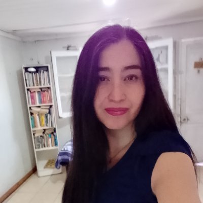 EmilyTobar11's profile picture. Mi verdadera cuenta, secuestrada por  Twitter.
Cuenta empresa. xD como escriben los jóvenes
La cuenta es mía, se la robe a mi hija.