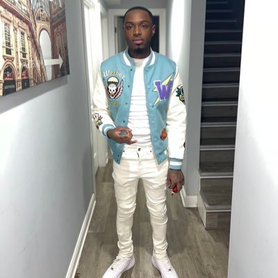 0nly1Buckz's profile picture. ιммα кєєρ ιт ρℓαуα кєєρ ιт g🦍🦈🃏💂🏾⚔️ Instagram- PGbuckz Yes I’m a Content Creator 🗣️🎥