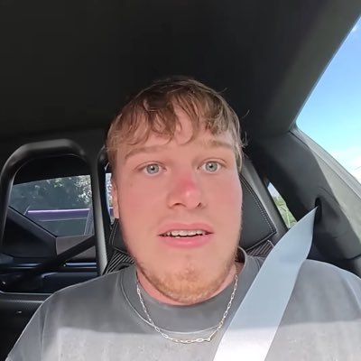 zachsk_'s profile picture. 