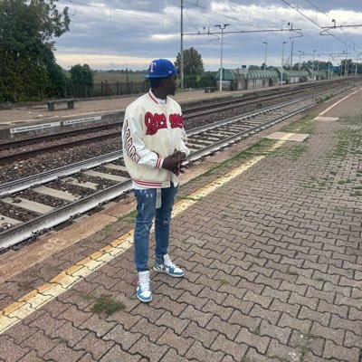 Criativebird's profile picture. wizkid FC for life 🦅🦅🫶❤️‍🔥