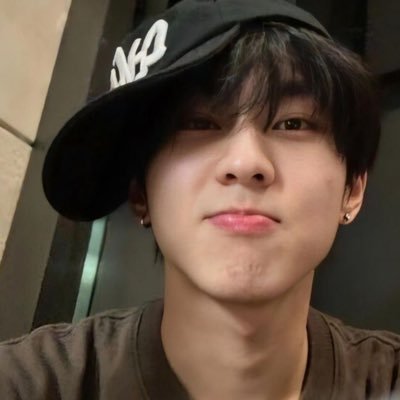 lstmengao's profile picture. 