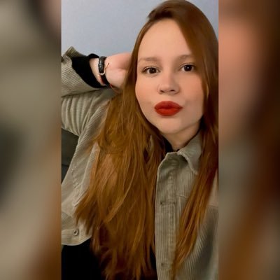 Karlynsrb's profile picture. 