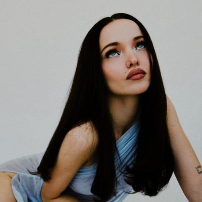 justanoldlover's profile picture. 