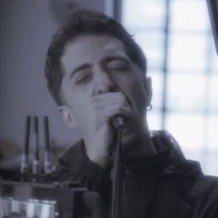 acervolvcass's profile picture. ★ ˎˊ˗ perfil dedicado ao cantor e corinthiano @lucasinutilismo