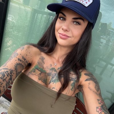 BiancaAlex973's profile picture. 