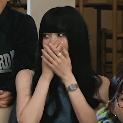 mitsktan's profile picture. mina look alike contest in my bedroom tonight