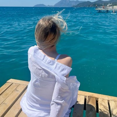 aishteru_1982's profile picture. The right people bring peace, not pressure.