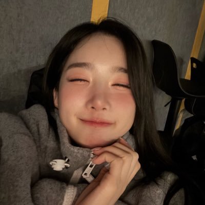 yuyuyuy33994845's profile picture. 