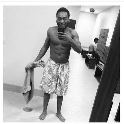 RooHefner23's profile picture. Enterpreneur paper chaser working hard for what's due to me!!!! 💯💰🍾✈️📸📽 positive vibes only