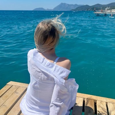 alexdsiqueira's profile picture. A grateful heart turns ordinary days into blessings.