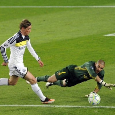 woshowaleft's profile picture. 