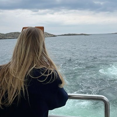 beeanchaya's profile picture. Love without fear, live without regret.