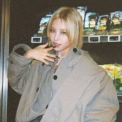 0X1HYUK4's profile picture. txtzy main defender