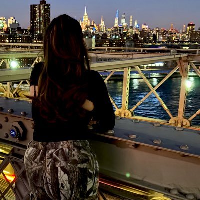 xojimena_'s profile picture. un escorpión disfrutando d lo malo 🦂🖤