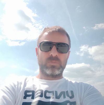 adem33993399's profile picture. 