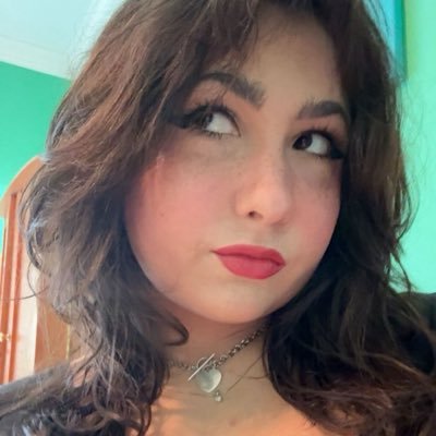 kitty45810's profile picture. well hello there! my throne is kittypaws4581