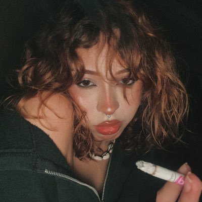 urlocalscorpiio's profile picture. 🏳️‍🌈 intp & scorpio ·͜· || 💜💚 || bi icon @itslatinmafia kiss cam 08/11/25 🖤