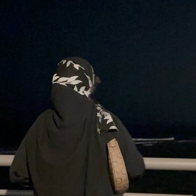 m1i020's profile picture. CS student 💻❣️