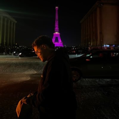 Enzo_frnds92's profile picture. rien ne va me suffire.