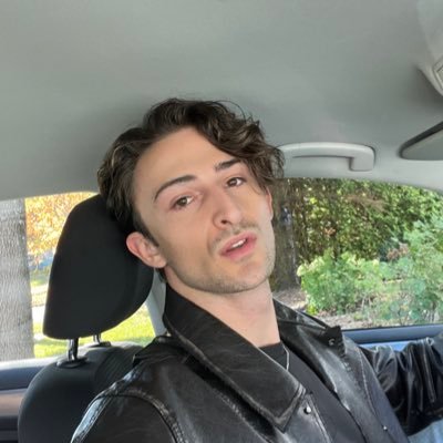 thatgoofyboy's profile picture. Bandaids 🩹❤️‍🩹Yes Baby💋 E.S.✨Music/Movie Lover, 143💗