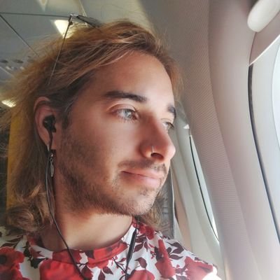 samueliyooo's profile picture. CEO Parafarmacia Nut 
https://t.co/IYnW5u32gz
Barcelonés con muchas aficiones.
Salud, fotografía, TV, prensa rosa, música, Eurovisión, transformismo...