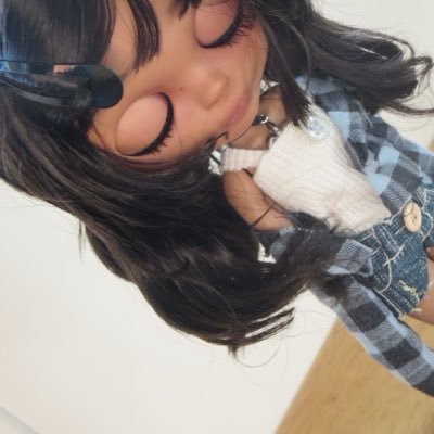 lilacspotion's profile picture. ˖᯽ ݁˖· ─ ri’s diary where she talks too much then disappears ₊˚⊹ ᰔ