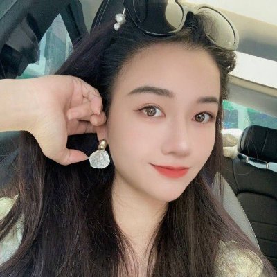 EllaLris_1278's profile picture. Travelling, Fishing, Swimming and exploring cultures. I believe in empowering others, sharing knowledge.